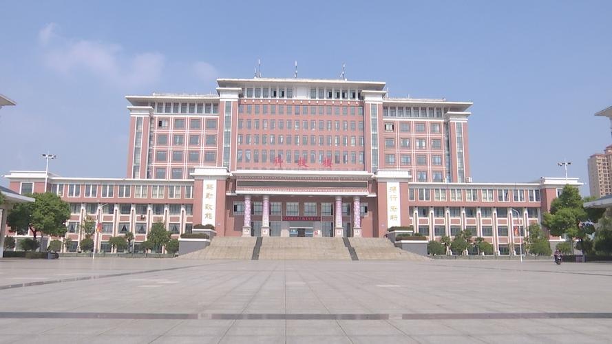 荆州市机械电子工业学校校园实景