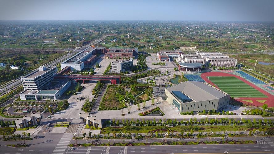 川南幼儿师范高等专科学校校园实景
