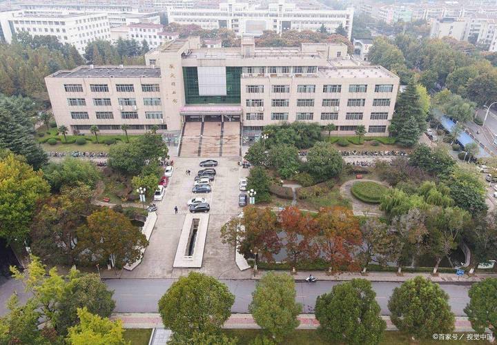 马鞍山职业技术学院校园实景