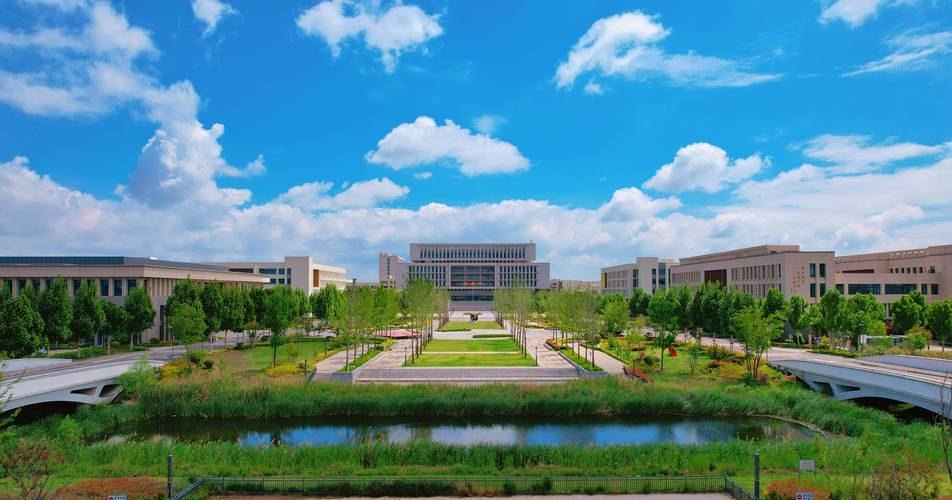 江苏省沛县中等专业学校校园实景