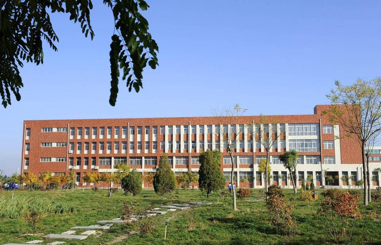 宁夏职业技术大学校园实景