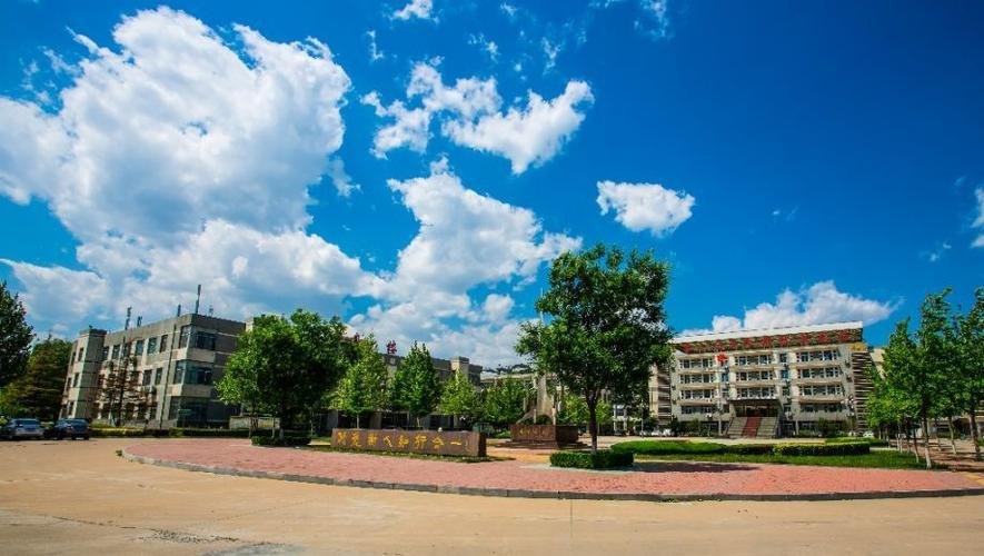 广饶县职业中等专业学校校园实景
